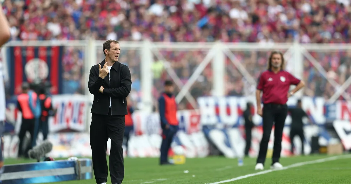 El cambio de Arruabarrena en el ET contra San Lorenzo y el antecedente ante una situación similar