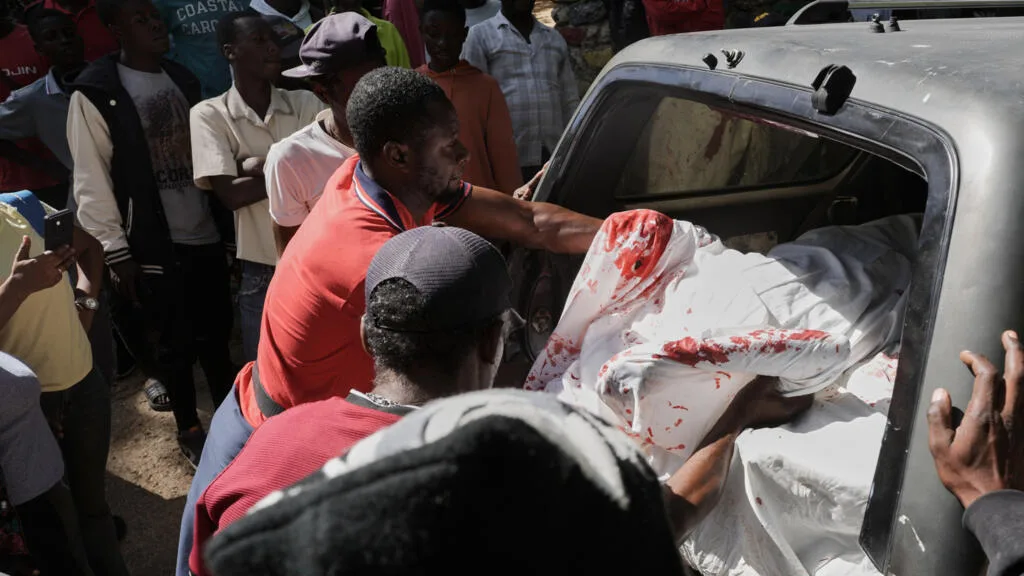Haiti: ataque de gangues mata cerca de 40 e promove 'noite de terror', com dezenas de feridos