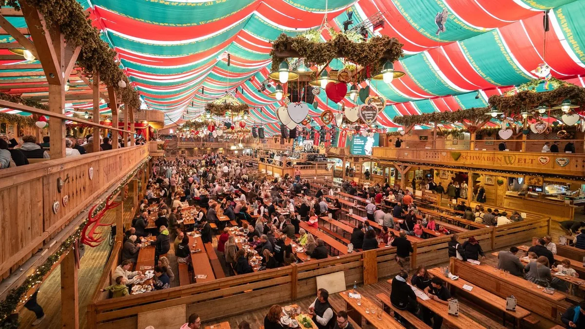 Volksfest: Cannstatter Wasen: Weniger Besucher - doch positive Bilanz