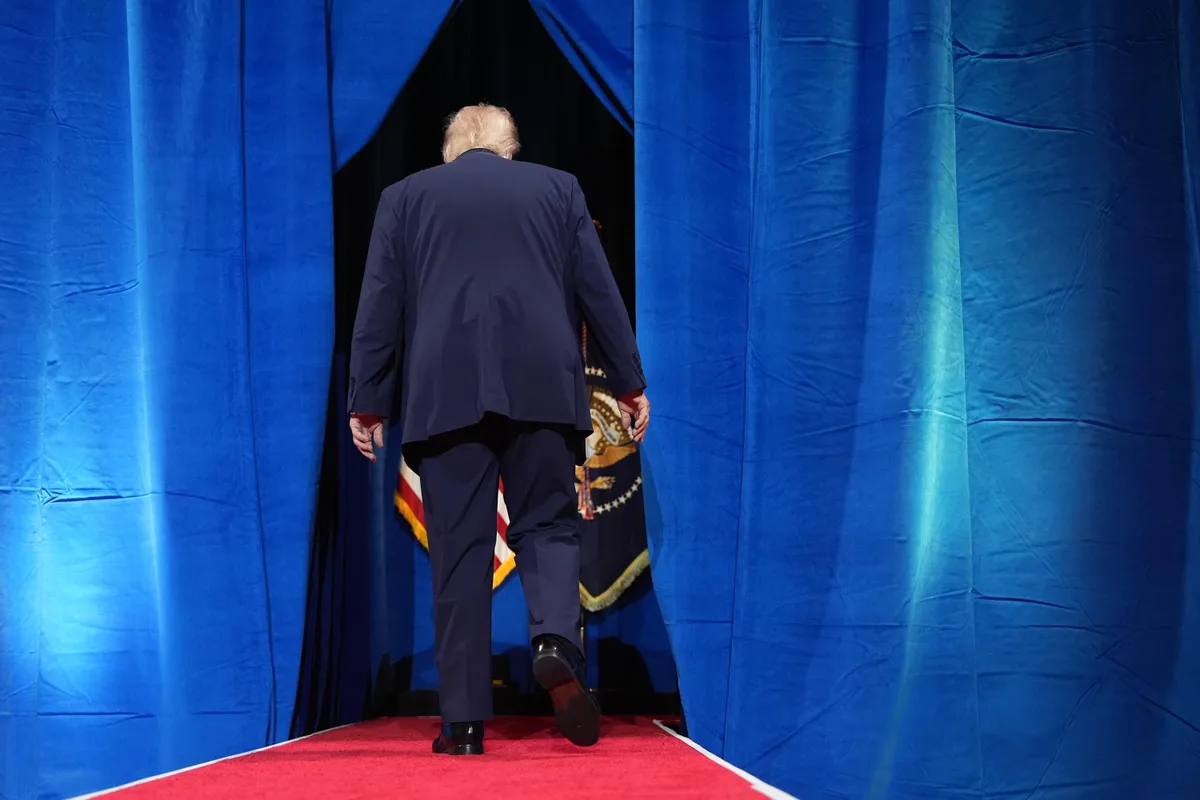 Si bien Trump insinúa postularse por tercera vez, también habla más de su vida tras el fin de su segundo mandato