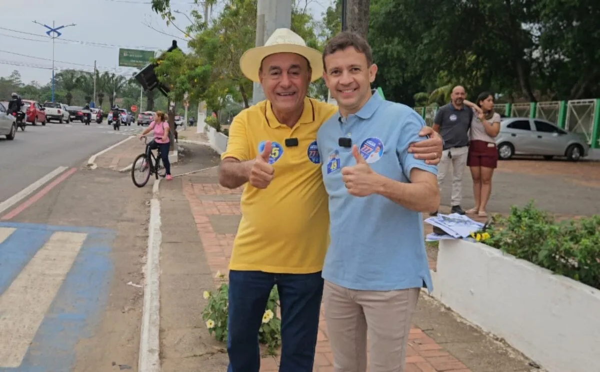 Após carreata, Bocalom e Velloso iniciam segunda panfletando em sinal