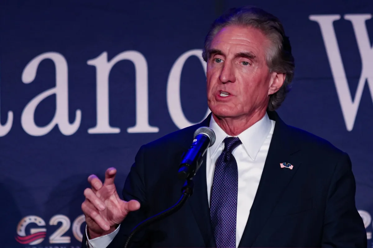 Doug Burgum describió como un "milagro" el giro de EEUU con Venezuela: "Ahora son un aliado estratégico"