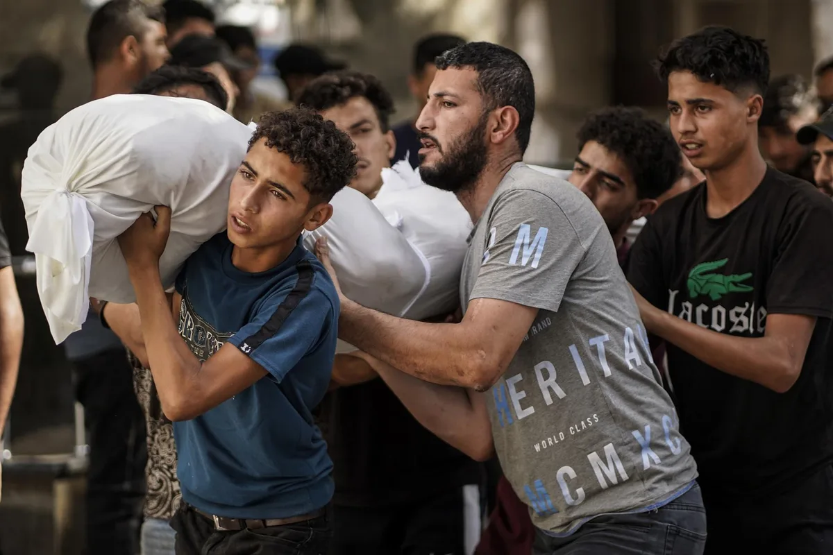 Mueren cinco palestinos, incluida una niña, por bombardeos de Israel contra Gaza pese al alto el fuego