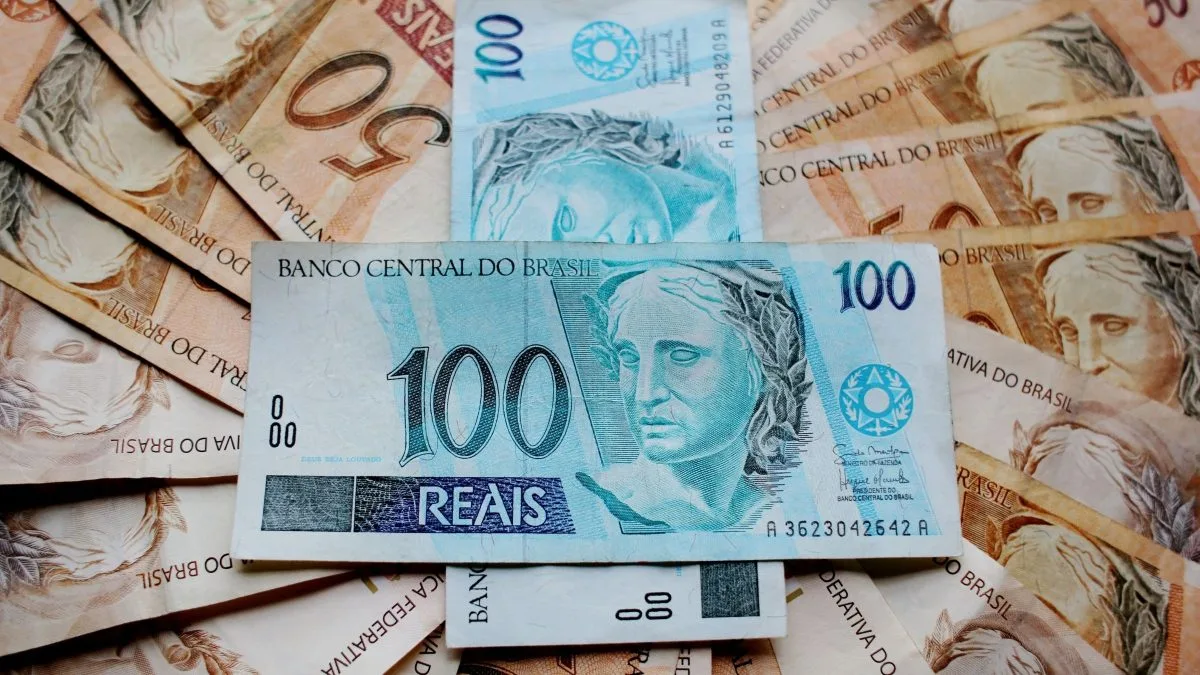 Quem recebe primeiro? INSS começa a pagar benefícios de agosto nesta terça-feira (25); veja o calendário completo