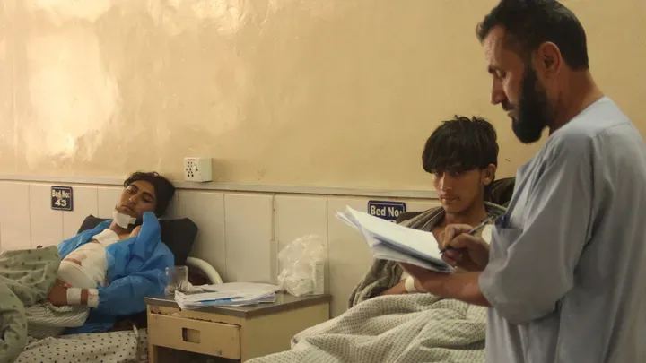 Afghanistan : comment accéder aux soins sous le régime taliban ?