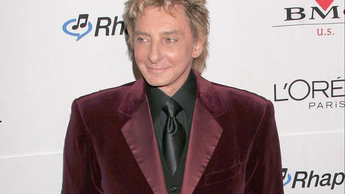 Barry Manilow taking a break from live shows