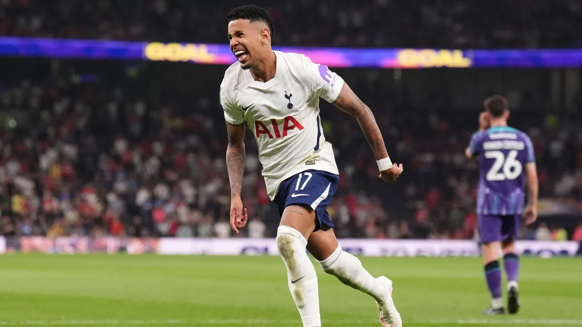 Savio steals show on debut as Spurs thrash Charlton