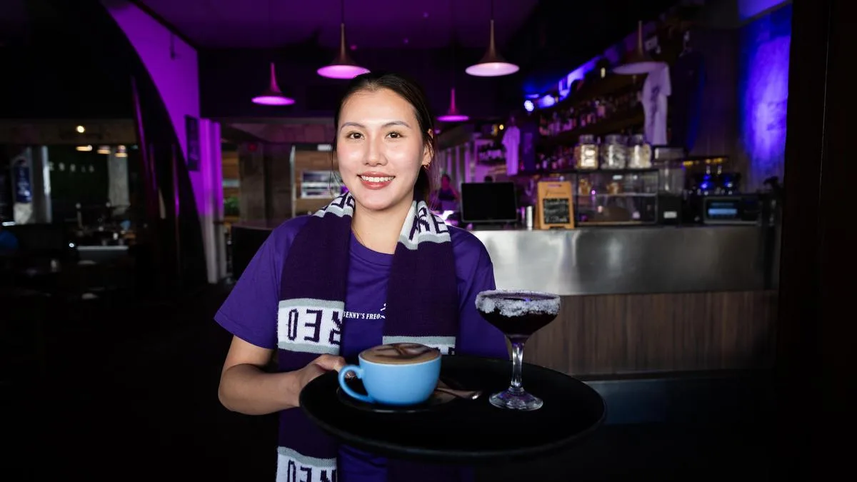 Freo Cappuccino Strip turns purple for Dockers AFL finals campaign, mayor ‘confident’ this is their year