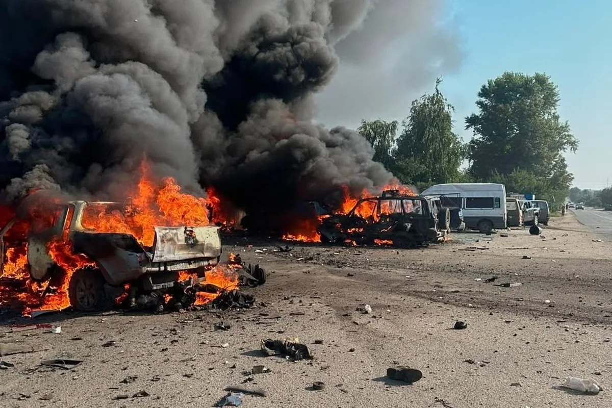 Un ataque ruso con misiles mató a diez personas en Kharkiv y Zelensky prometió respuesta
