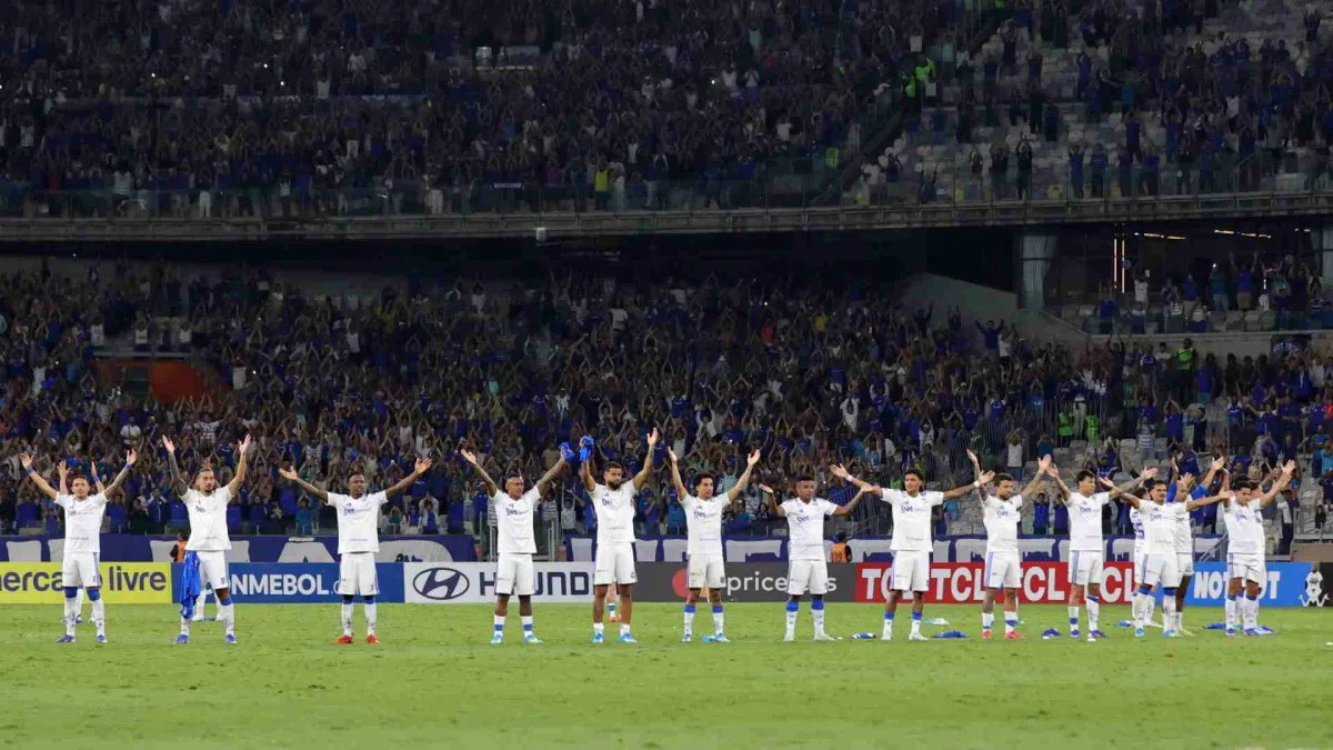 Cruzeiro recupera melhor campanha e supera Flamengo e Santos no returno do Brasileirão