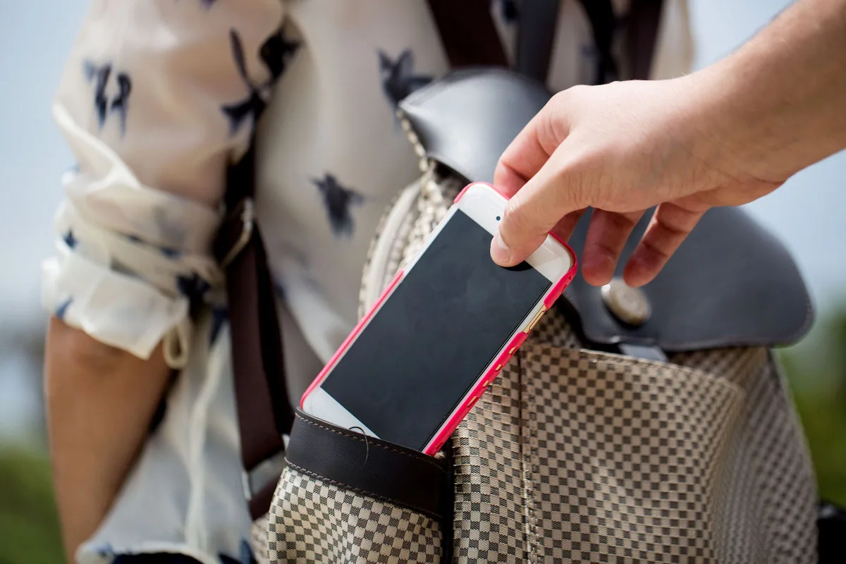 Veja os bairros de BH com mais roubos e furtos de celulares