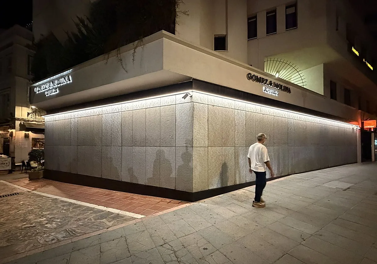 De escaparate a fortín: la nueva defensa de una joyería en pleno centro de Marbella