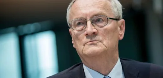 August Hanning: Ex-BND-Chef soll Dossier für Aserbaidschan erstellt haben