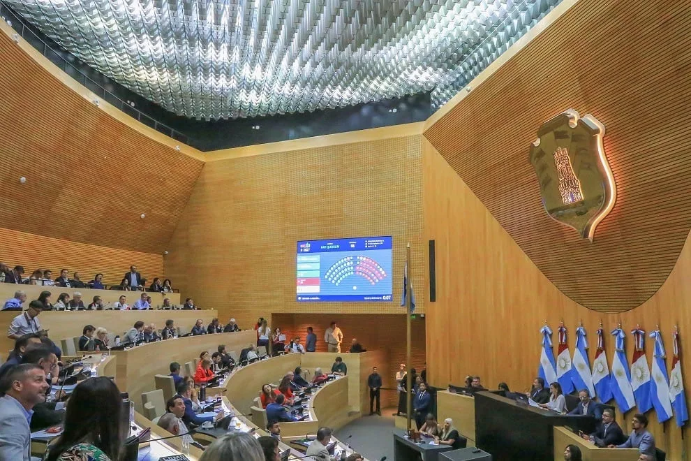 Una sucesión de irregularidades en la Legislatura unicameral incomodan al peronismo cordobés