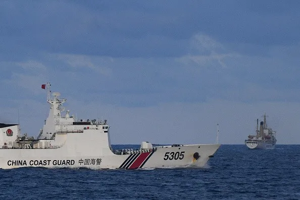 China pressiona com número recorde de navios e Taiwan anuncia resposta
