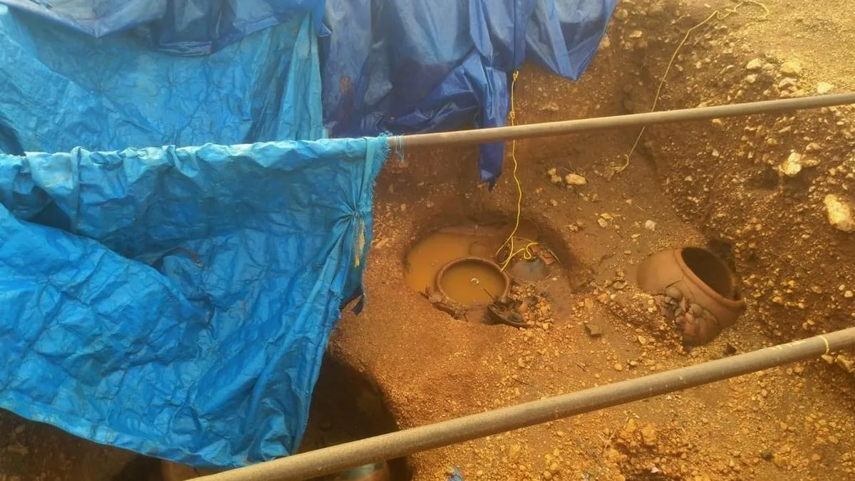 Rainwater enters ASI’s ‘C’ site in Adichanallur amid delay in construction of a shelter
