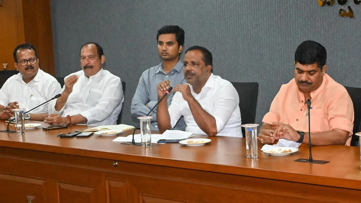 Prepare to celebrate Mangaluru Dasara in a grand manner, U.T. Khader
