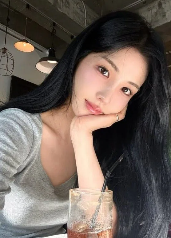 ‘강석우 딸’ 강다은, 막 찍어도 굴욕無…父 눈 빼다 박은 배우 미모
