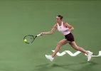 Svitolina salva começo ruim das favoritas nas oitavas de Wuhan