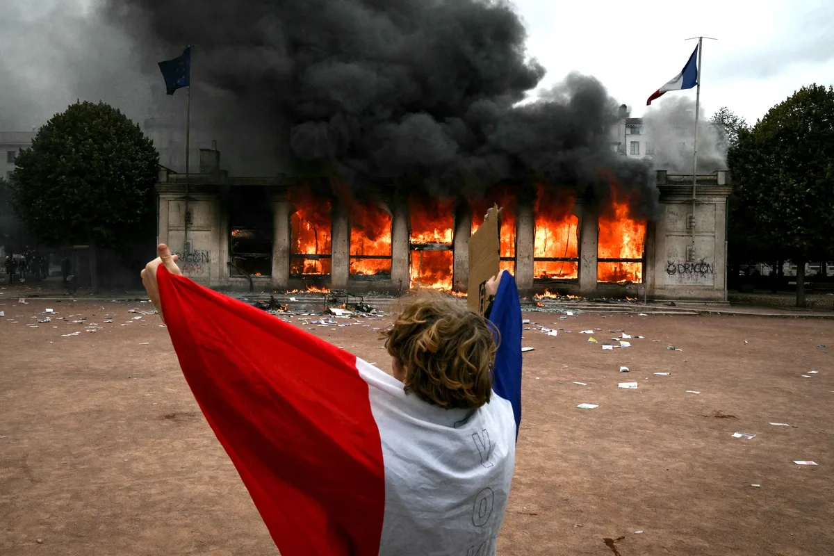 How the Protests in France Spiraled as Police 'Lost Control'