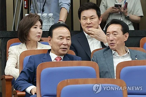 김태호 "李대통령 '연임 안한다' 밝히면 野 개헌논의 동참해야"