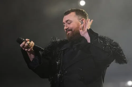 Sam Smith es visto en la colonia Roma previo a su segundo concierto en la CDMX