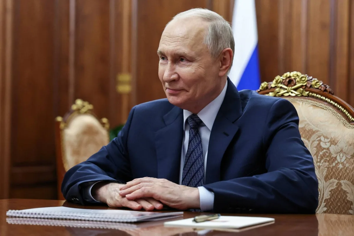 Pro-Putin United Russia party gets record 355 parliamentary seats