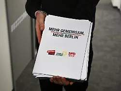 Grüne und SPD entscheiden heute: Berlin: Führen die zähen Sondierungen zu Koalitionsverhandlungen?