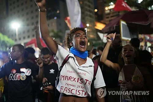 룰라 핵심 공약 '주5일제' 상원 통과…대선 변수로 떠오르나