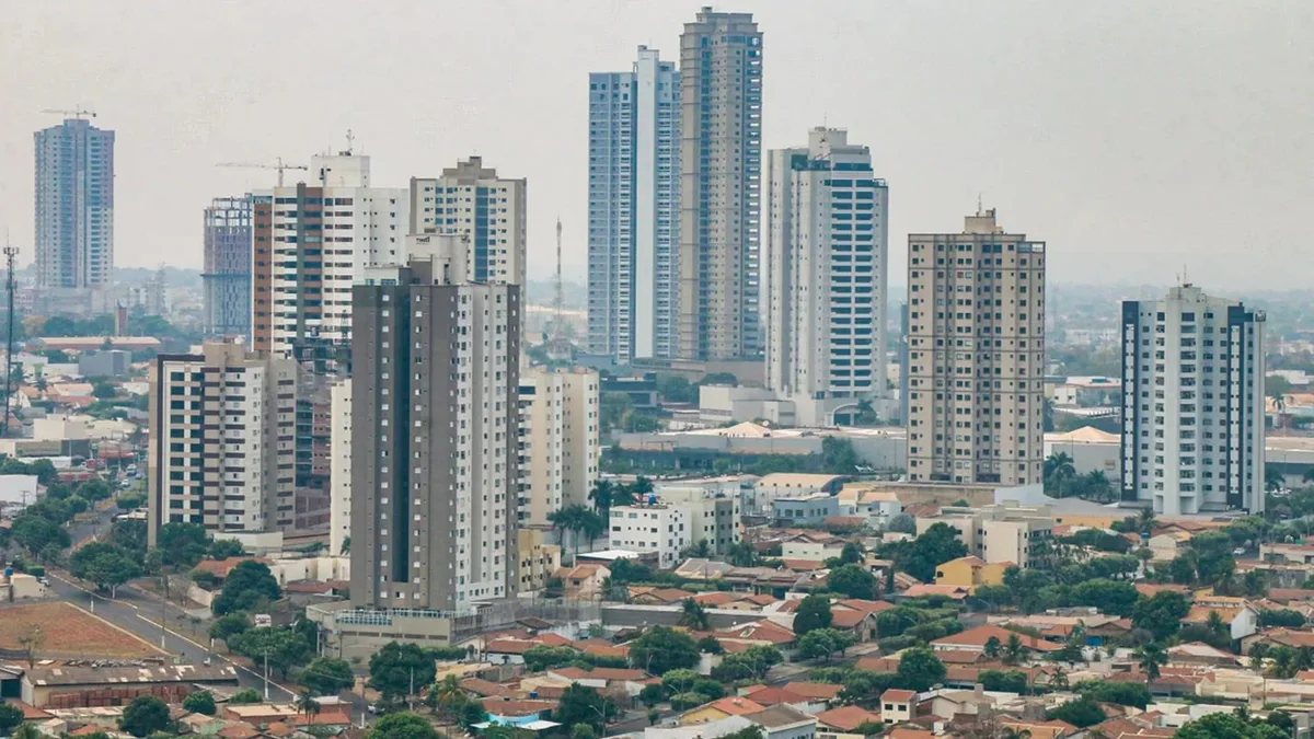 Maior terminal de grãos da América Latina: a cidade do interior onde a soja troca o caminhão pelo trem e agora atrai R$ 4,7 bilhões em fábricas