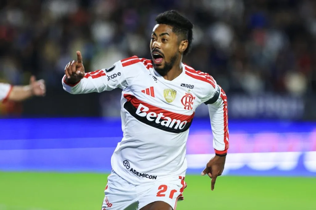 Flamengo vence o Independiente del Valle e abre vantagem nas quartas da Libertadores