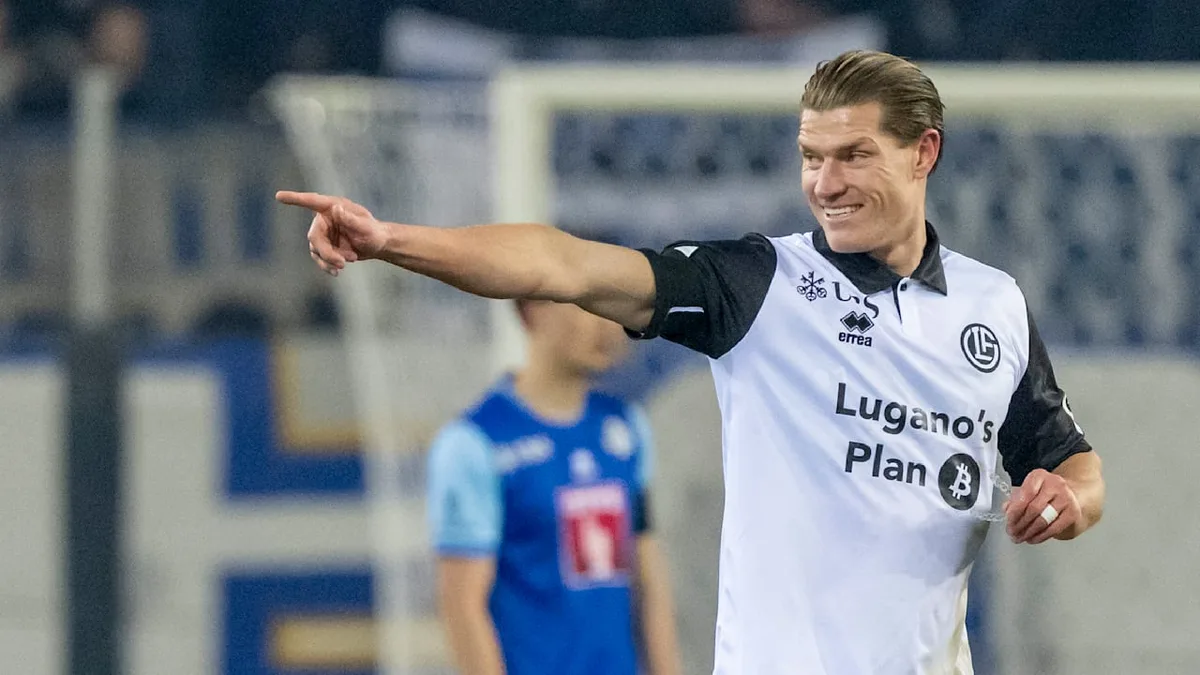 „Wird man nicht los“ - Ex-DFB-Stürmer äußert sich zu Homophobie-Eklat