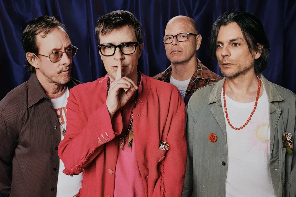 Weezer lança seu 20º disco de estúdio apostando em retorno às origens; ouça