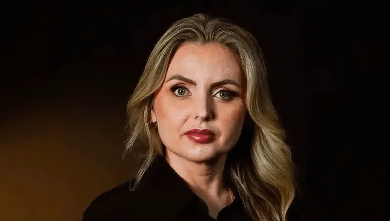 Clariana Barão é de esquerda ou de direita? Entenda o posicionamento da candidata à presidência