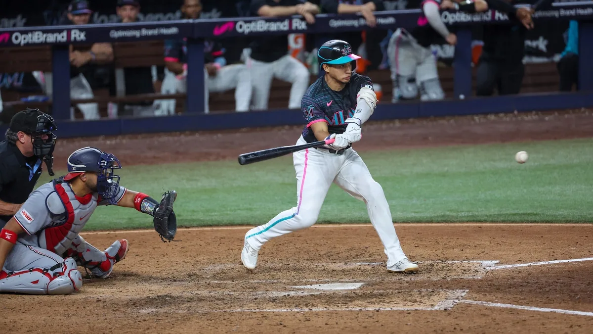 Javier Sanoja singles with bases loaded in 9th to give the Marlins a 3-2 win over the Nationals