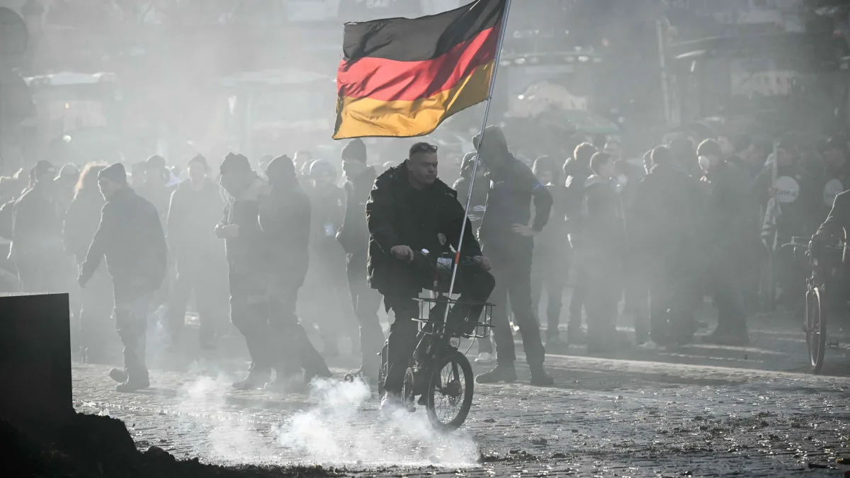 Gegen Autokraten: Die EU ist Wächter, aber nicht Wachhund