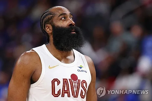 NBA 베테랑 가드 하든, 클리블랜드와 3년 1천325억원에 재계약