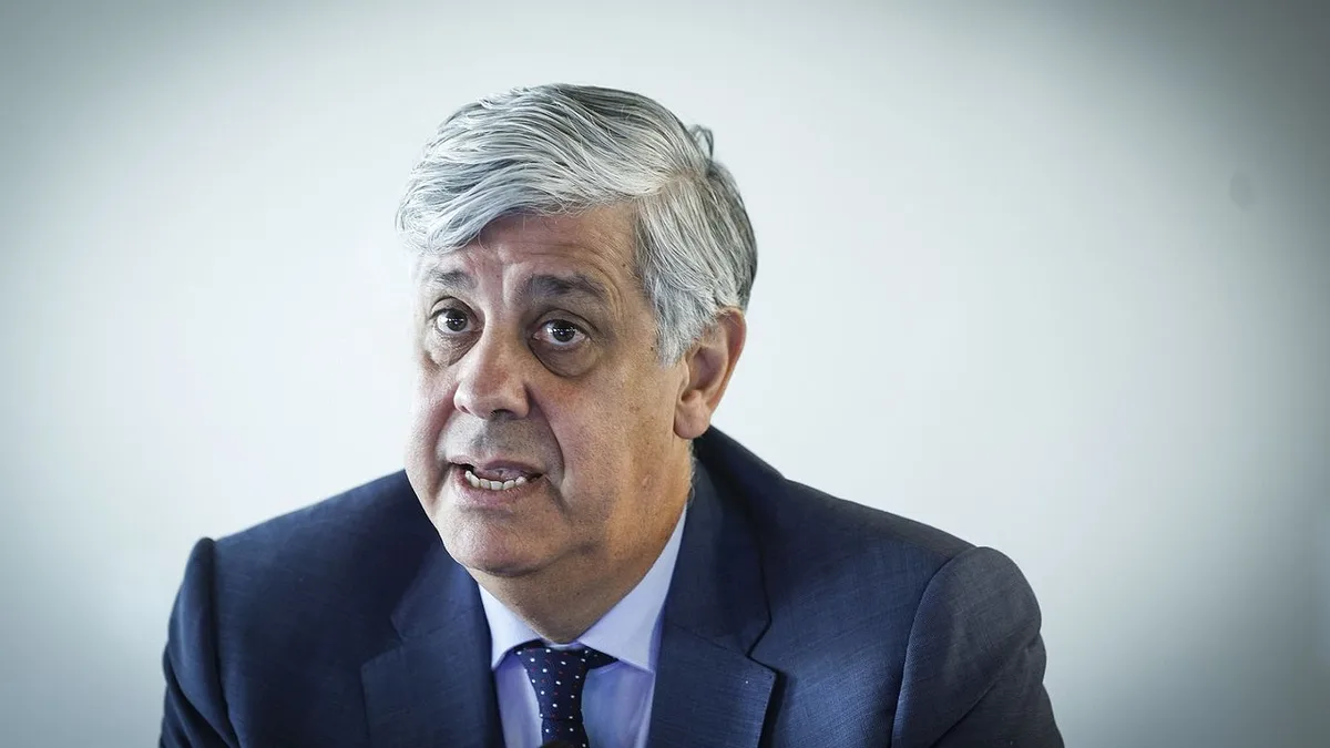 Centeno critica Marcelo por ter dado posse a Governo