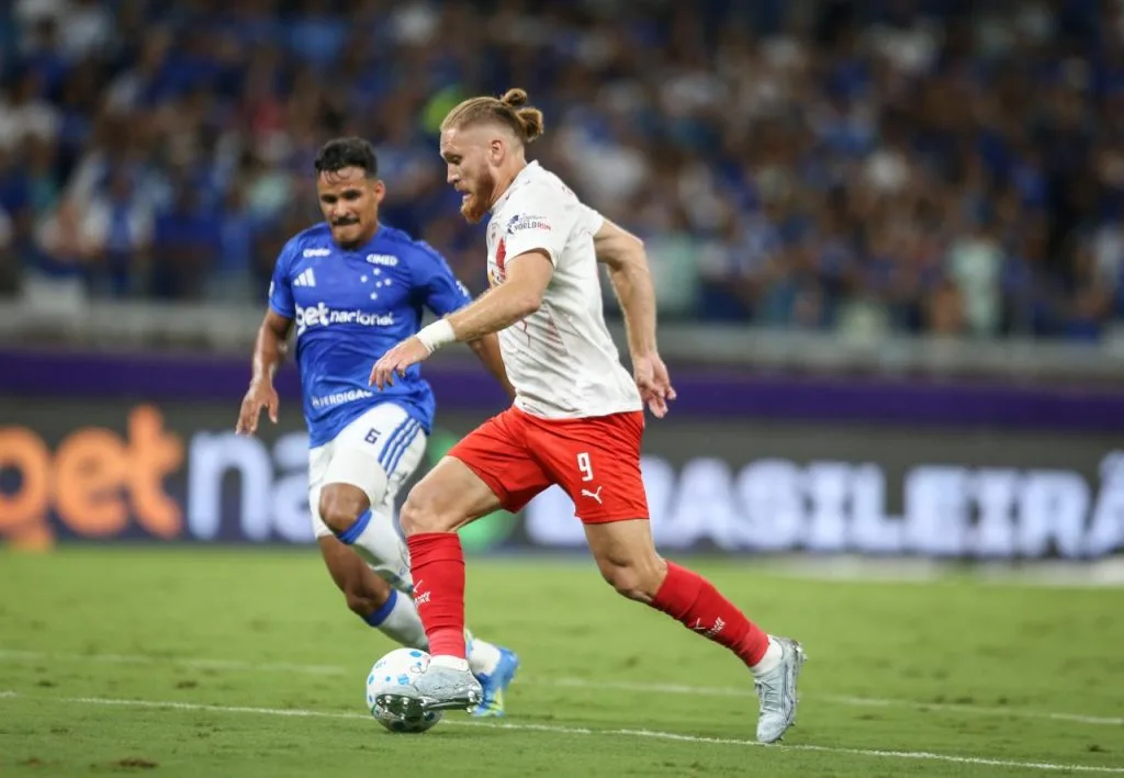 Red Bull Bragantino enfrenta o Cruzeiro tentando quebrar jejum de vitórias