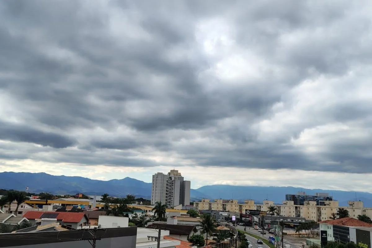 Chuva perde força no Vale do Paraíba e Litoral Norte, mas previsão ainda é de tempo instável nesta quinta-feira