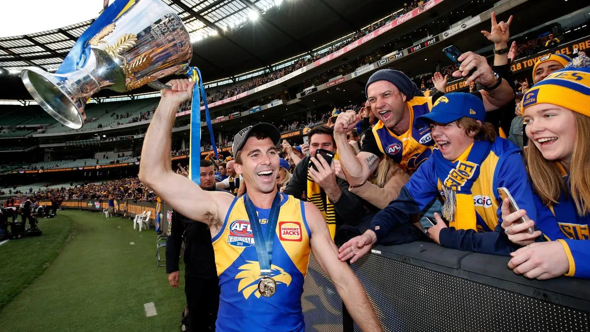West Coast Eagles premiership player Jamie Cripps farewells fans at Optus Stadium
