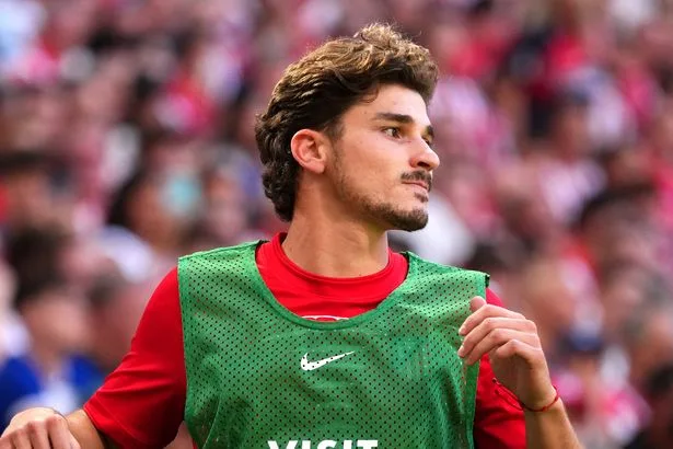 Arsenal news: Julian Alvarez transfer deadline emerges as star signs contract