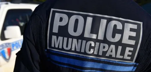 Frankreich: Rechtsextremer Polizist wegen Terrorverdachts in Untersuchungshaft