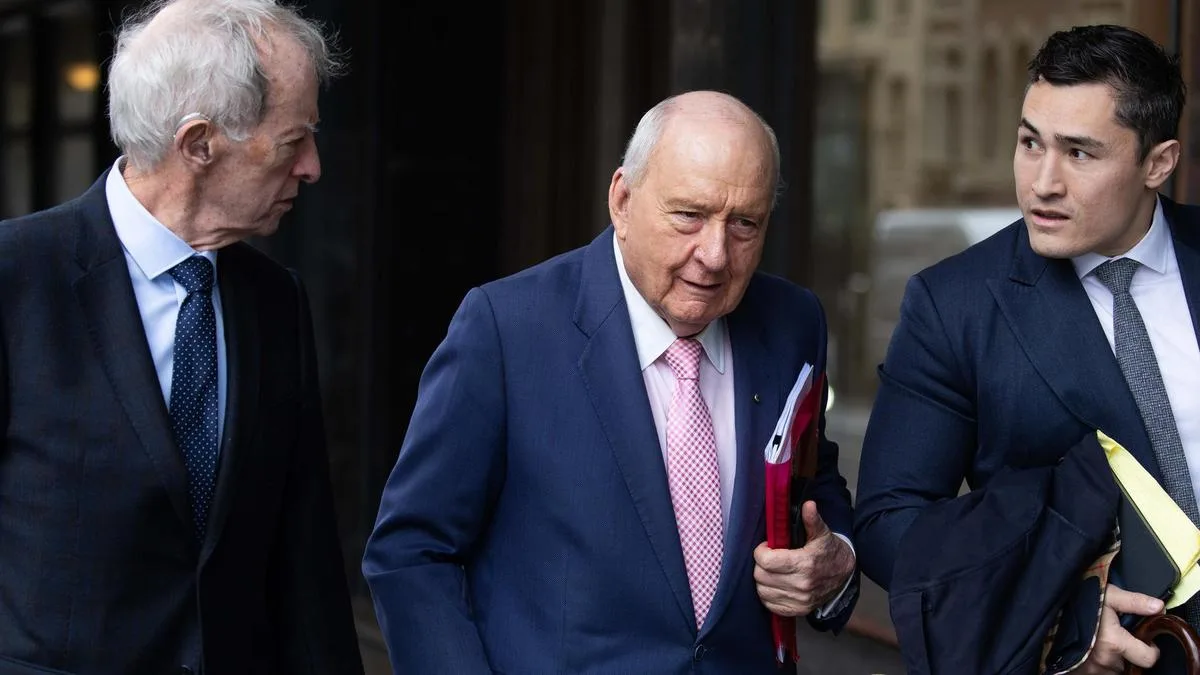 Alan Jones to face former 2GB rival Ray Hadley as broadcaster takes stand in high-profile Sydney trial