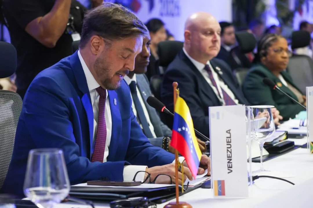Félix Plasencia estalló contra el Gobierno de Uruguay por afirmar que Delcy Rodríguez es ilegítima