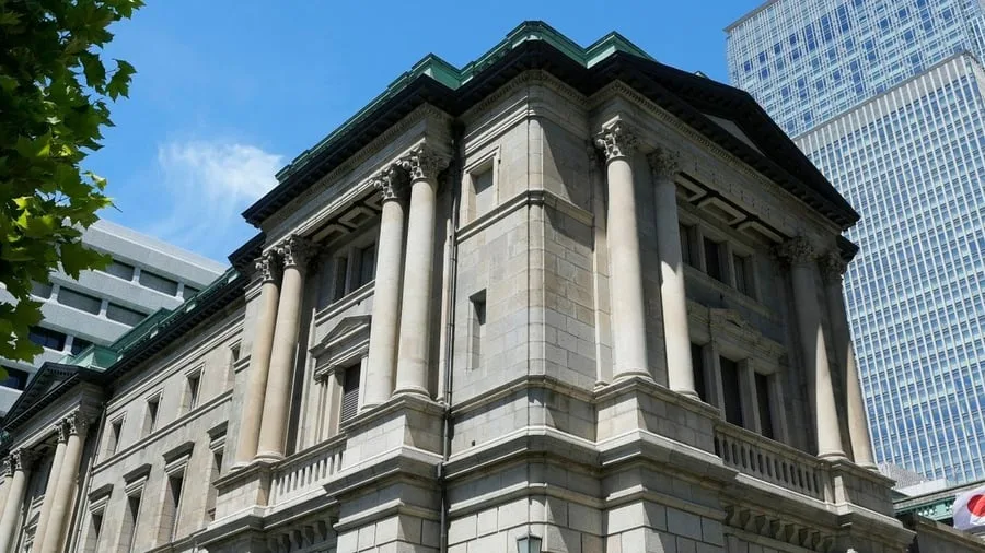 Bank of Japan: Japans Notenbank erhöht Leitzins auf höchsten Stand seit 31 Jahren