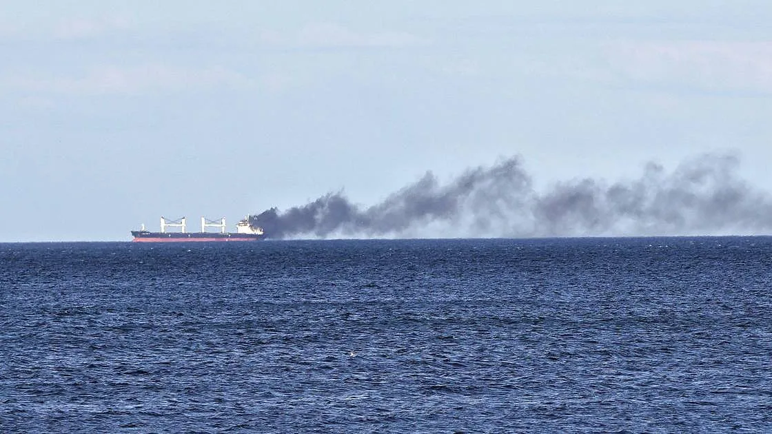 Drones atingem dois navios ao largo da Bulgária, um afundou e pelo menos 16 marinheiros ficaram feridos