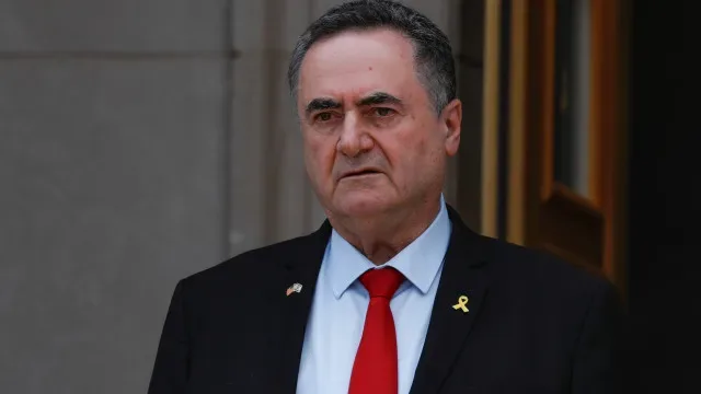 Síria condena "entrada ilegal" de ministro da Defesa israelita no sul