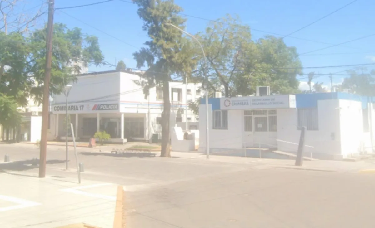 Detuvieron a un policía en San Juan por robar y usar la tarjeta de un compañero