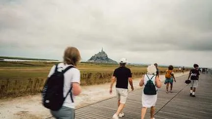 L'été 2026 a été une "bonne saison" touristique, malgré les incendies, selon le gouvernement